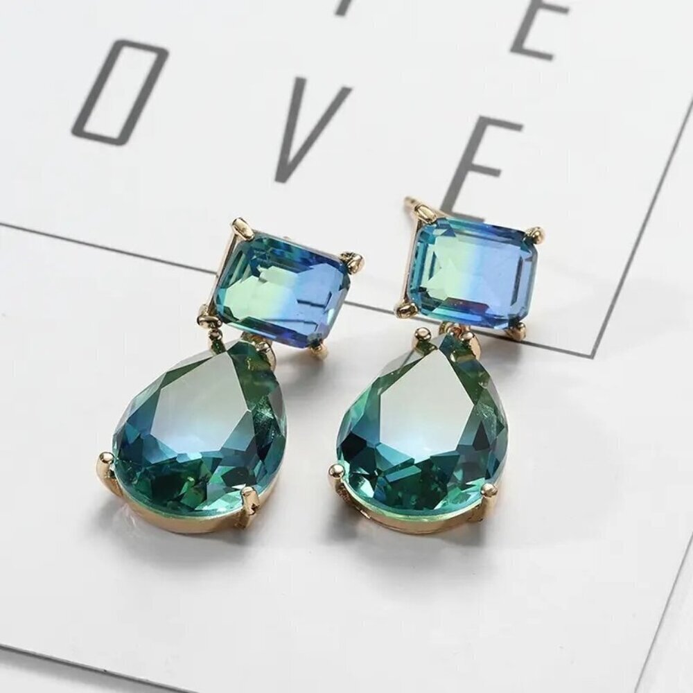 18kt Gold Plated Crystal Drop Earrings NEW - Picture 3 of 4